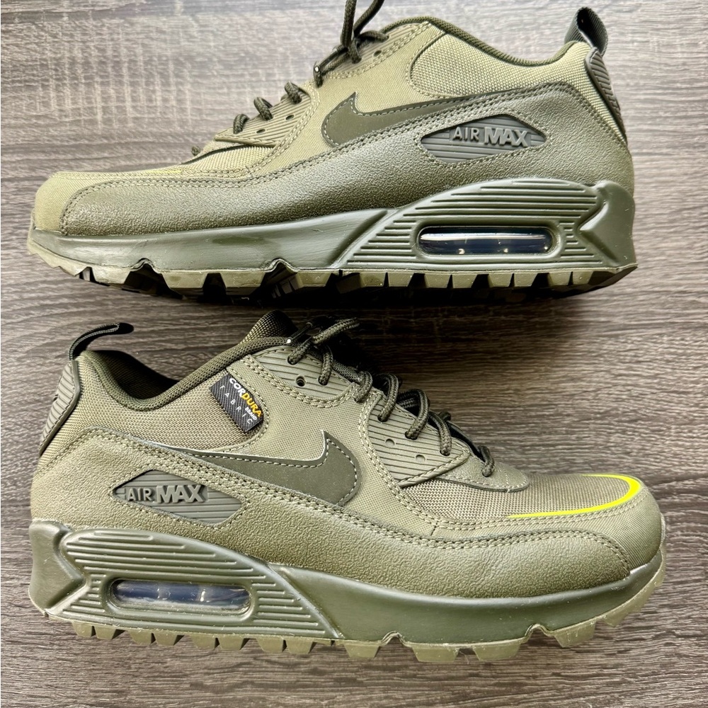 Nike Air Max Men's Sneakers in Olive